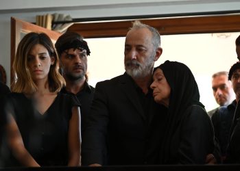 Σασμός: Ο Παύλος εμφανίζεται στο σπίτι της Μαρίνας