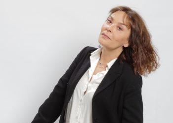 H Bάνα Πεφάνη από το Α ως το Ω: “Χωρίς τις μνήμες είμαστε τίποτα”