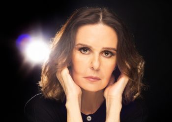 Κάτια Δανδουλάκη: “Τίποτα δεν γίνεται, όταν ο άλλος έχει φράχτες στην ψυχή και στο μυαλό του”