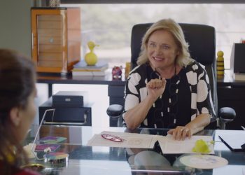 Μαρία Καβογιάννη και Χρήστος Χατζηπαναγιώτης γκεστ στο “Μαίρη, Μαίρη, Μαίρη”