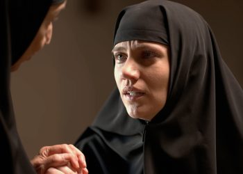 Μαύρο Ρόδο: Η Ελισάβετ επιστρέφει στο μοναστήρι