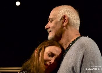 “H συνάντηση” με τον Γιώργο Κιμούλη ενθουσίασε και συνεχίζει τις παραστάσεις