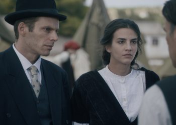 Το κόκκινο ποτάμι: Η Ελένη αντιδρά έντονα στο ταξίδι της Ιφιγένειας