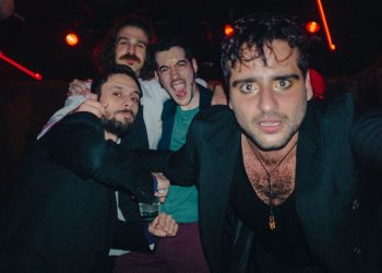 D/αλκ/ance με γκεστ τον Γιάννη Νιάρρο στο Faust