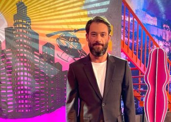 O Αντίνοος Αλμπάνης στο «Night Out»