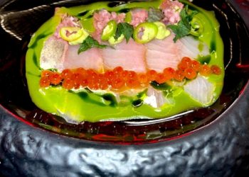 Το ιαπωνικό εστιατόριο Izakaya επέστρεψε ανανεωμένο στο Κολωνάκι