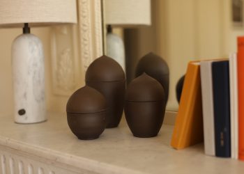 Γνωρίστε τη χειροποίητη αρωματική συλλογή κεριών “Flamolfactif”