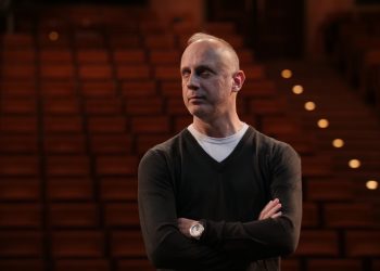 Ο Αντώνης Καραγιάννης από το Α ως το Ω: “Η σκηνοθεσία είναι πρώτα απ’ όλα έμπνευση”