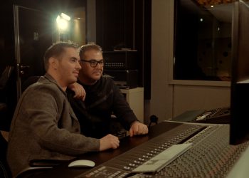 Αντώνης Ρέμος: Βackstage από την ηχογράφηση της νέας του επιτυχίας