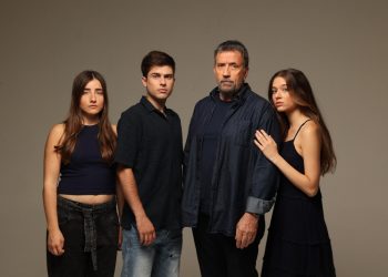 Κάνε ότι κοιμάσαι: Τι κρύβει ο άντρας της Μπετίνας;