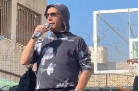 Γιώργος Μαζωνάκης: Συναυλία αγάπης στις Γυναικείες Φυλακές Κορυδαλλού