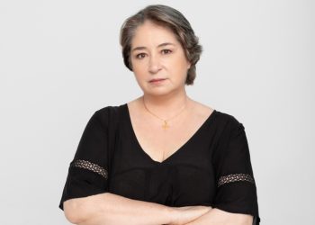 Η Ντίνα Μιχαηλίδου από το Α ως το Ω: “Ωραίες συνεργασίες είναι όσες σκορπούν φως”