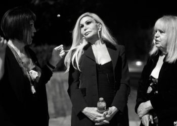 Οι Πικροδάφνες: Τρεις θρυλικές σεξεργάτριες θυμούνται…