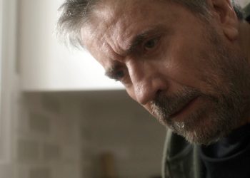 Ο Νικόλας αποφασίζει να τιμωρήσει τον Μάνο