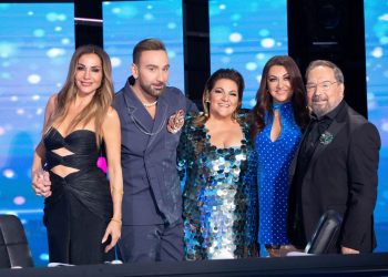 Just the 2 of us: Τηλεθέαση, αποχώρηση και πρώτο trend στο twitter