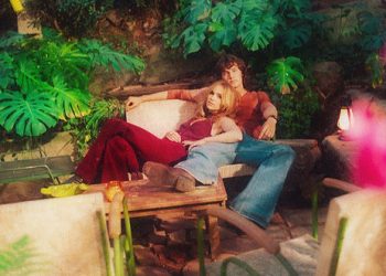 Daisy Jones and the Six: Ωδή στα 70ς και τους ανεκπλήρωτους έρωτες