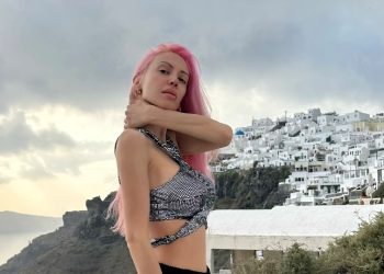 Καλοκαιρινή συλλογή της “Who hurt you”