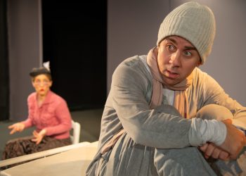 Φιλιά, Όσκαρ: Η επιτυχία συνεχίζεται στο Θέατρο Αθηνών