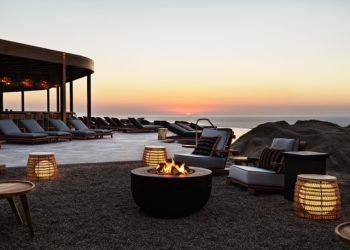 Magma Resort Santorini: Ανοιξιάτικη Πασχαλινή απόδραση στη Σαντορίνη