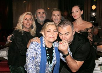 Πάρτι γενεθλιών-έκπληξη για την Μαρινέλλα στο Athénée