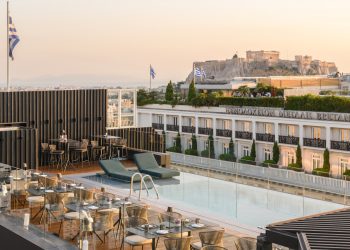 Καλοκαίρι @Mappemonde Rooftop Restaurant Bar & Lounge