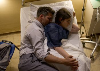 Παγιδευμένοι: Όλα κρέμονται από μια κλωστή