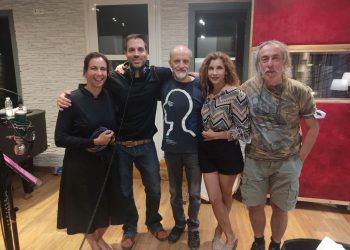 «Οι Αγνοούμενοι-Μια ενδιαφέρουσα ζωή» στο Θέατρο της Κυριακής στο Τρίτο