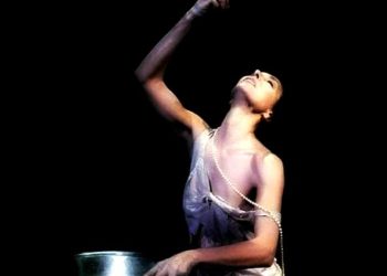 Αποκλειστικό: Η Δήμητρα Παπαδήμα επιστρέφει με “Το αγρίμι-Μαρίκα Κοτοπούλη” στο Θερινό Άνεσις