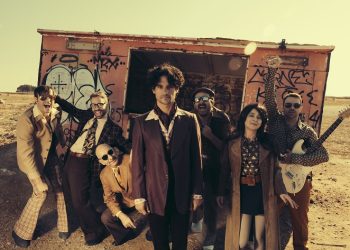 Ο τυχαίος θάνατος ενός αναρχικού: Πρώτοι σταθμοί της περιοδείας στην Αττική