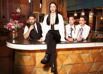 First Dates: Τέσσερα νέα ζευγάρια με πιάτο… έκπληξη τους έρωτες!