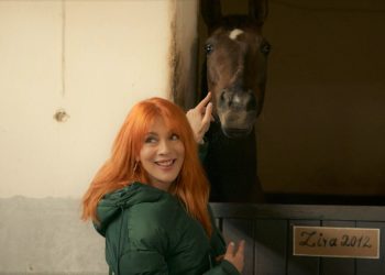 IQ 160: Το αταίριαστο δίδυμο σε νέες περιπέτειες