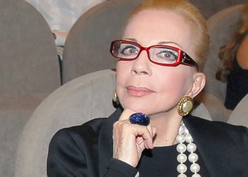 Νόνικα Γαληνέα: “Μετά από 50 χρόνια καριέρας, εξαφανίστηκα από τον κόσμο”