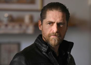 Σασμός: Αστέρης και Αργυρώ προσπαθούν να βρουν μια λύση