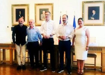 Δειλινό και άγιο φως: Συνέντευξη τύπου για το νέο έργο του Δημήτρη Μαραμή στο Καρπενήσι