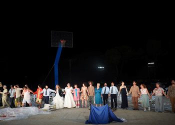 Σφήκες: Από την Επίδαυρο στα Αρχαία Θέατρα και την Αττική