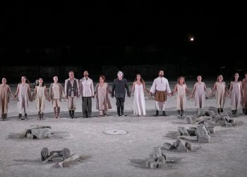 Η Επίδαυρος αγκάλιασε την “Εκάβη”