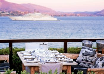 Wine & Champagne Tasting στην Αθηναϊκή Ριβιέρα