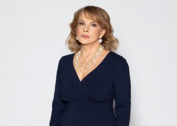 Έρωτας Φυγάς: Ποια είναι η Ουρανία