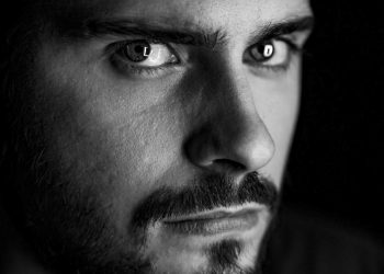 Αλέξανδρος Δαβιλάς: «Desperados r’ back» στη σκηνή, «Έρωτας φυγάς» στην tv