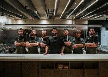 OX: Το κρεατοφαγικό meeting point της Αθήνας