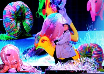 Υπερθέαμα  με σαπουνόφουσκες στη Θεσσαλονίκη