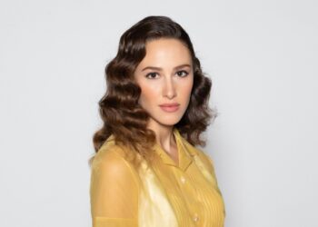 Ελευθερία Πάλλα: «Τα νιάτα θα έπρεπε να ήταν ανέμελα»