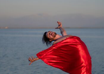 Κωνσταντίνος Μενούνος: «Mακριά από καθετί τοξικό»