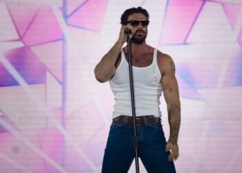 Mega Σαββατόβραδο με Madwalk 2023 by Three Cents