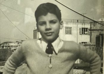 Σταύρος Ξαρχάκος: «Νυν και αεί» σε 20 επεισόδια