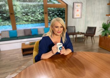 Stars System: Πού βρίσκεται η «αδελφή» ψυχή σας ζωδιακά