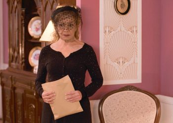 «Έρωτας Φυγάς»: Τι συμβαίνει στο αρχοντικό του Δεμερτζή;