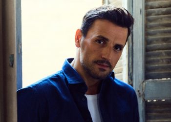 Νίκος Βέρτης  «Αργήσαμε καρδιά μου»