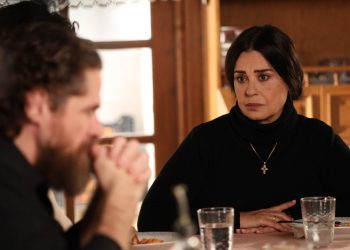 Σασμός: Μια συμφιλίωση και μια είδηση που αναστατώνει