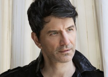 Σάκης Ρουβάς «Τι Μάτια»